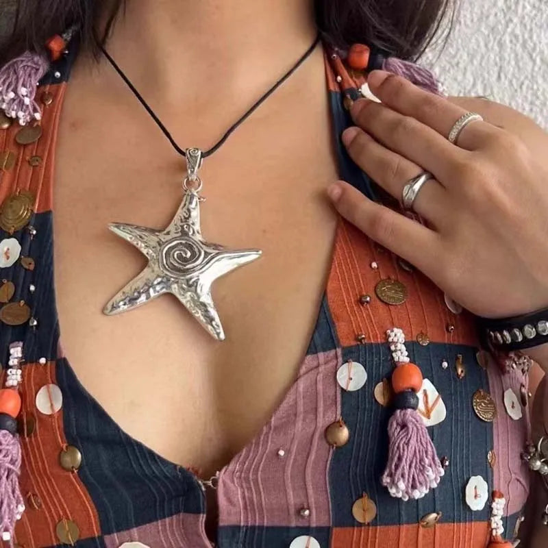 Exaggerated Metal Big Starfish Pendant Necklace for Women Gothic Hip Hop Silver Color Pentagram Star Chain Necklace Y2K Jewelry