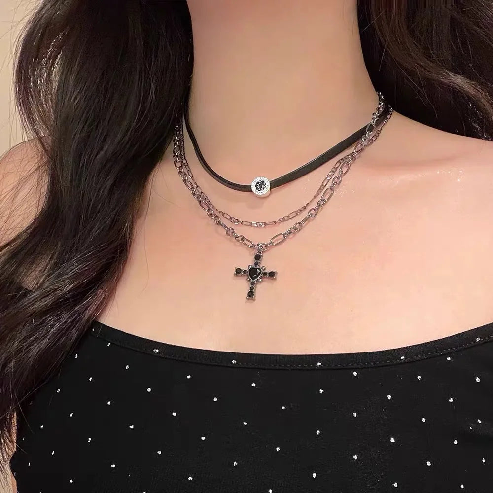 Goth Y2K Vintage Black Heart Cross Pendant Chain Choker Necklace For Men Women Hip Hop Rock Punk 90s Grunge Jewelry Accessories