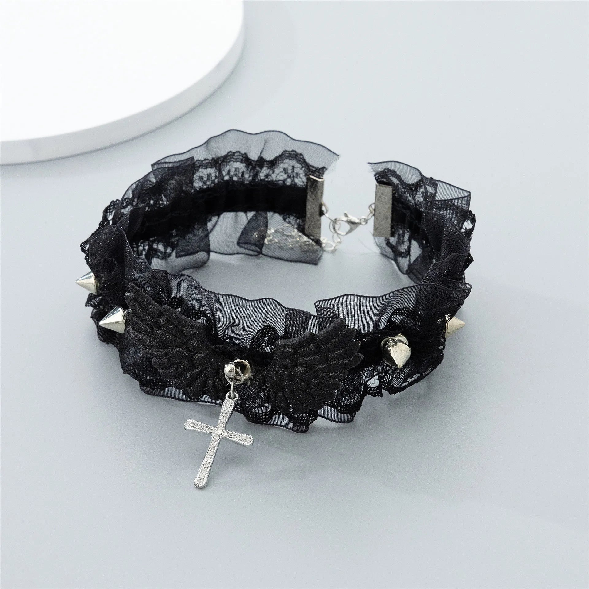 Fashion Solid Color Women Girls Necklace Wide Lace Rivets Lolita Lace Choker Y2K Angel Wings Cool Leather Necklace Daily Wear