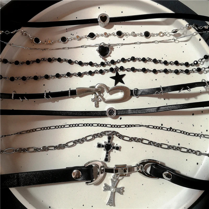 Goth Y2K Vintage Black Heart Cross Pendant Chain Choker Necklace For Men Women Hip Hop Rock Punk 90s Grunge Jewelry Accessories