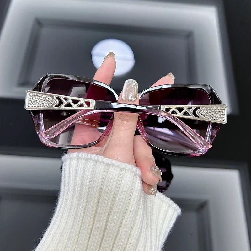 Vintage Oversized Sunglasses Women Brand Big Frame Retro Sun Glasses Female Fashion Shades Black Gradient